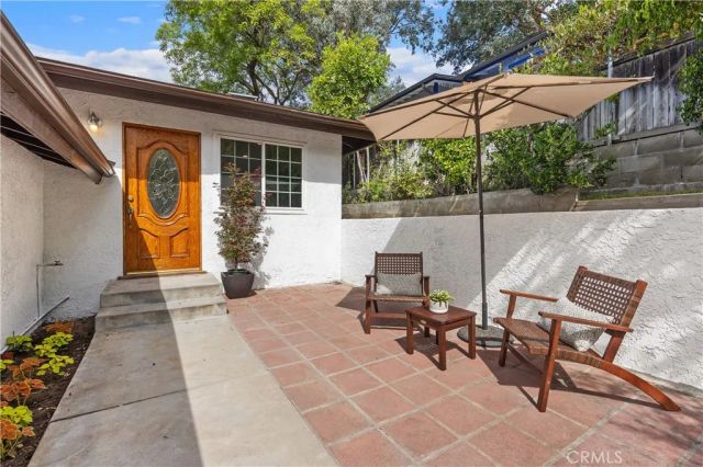 1707 Upperton, Los Angeles, CA 90042