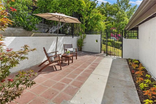 1707 Upperton, Los Angeles, CA 90042
