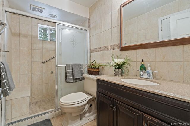 947 Glenwood Road, West Hempstead, NY 11552