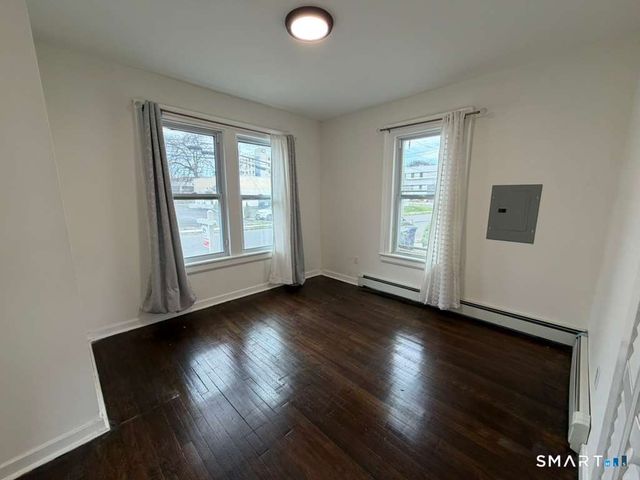 33 Marion Street 1st Fl., Bridgeport, CT 06606