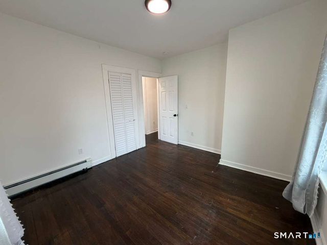 33 Marion Street 1st Fl., Bridgeport, CT 06606