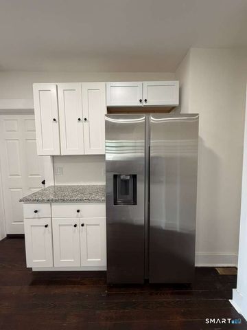 33 Marion Street 1st Fl., Bridgeport, CT 06606