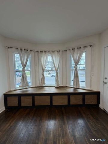 33 Marion Street 1st Fl., Bridgeport, CT 06606