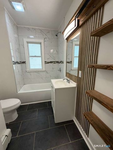 33 Marion Street 1st Fl., Bridgeport, CT 06606