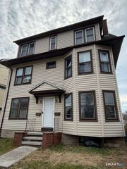 33 Marion Street 1st Fl., Bridgeport, CT 06606