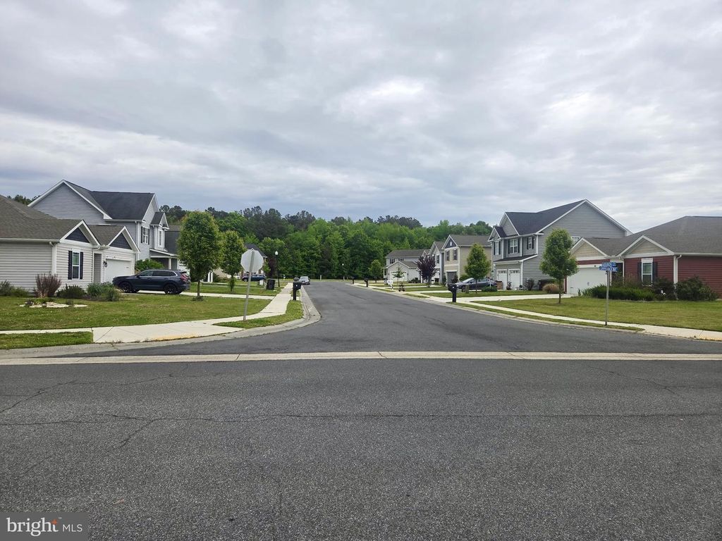 Image 5 of property listing at 112 AUDUBON CT, Cambridge, MD 21613