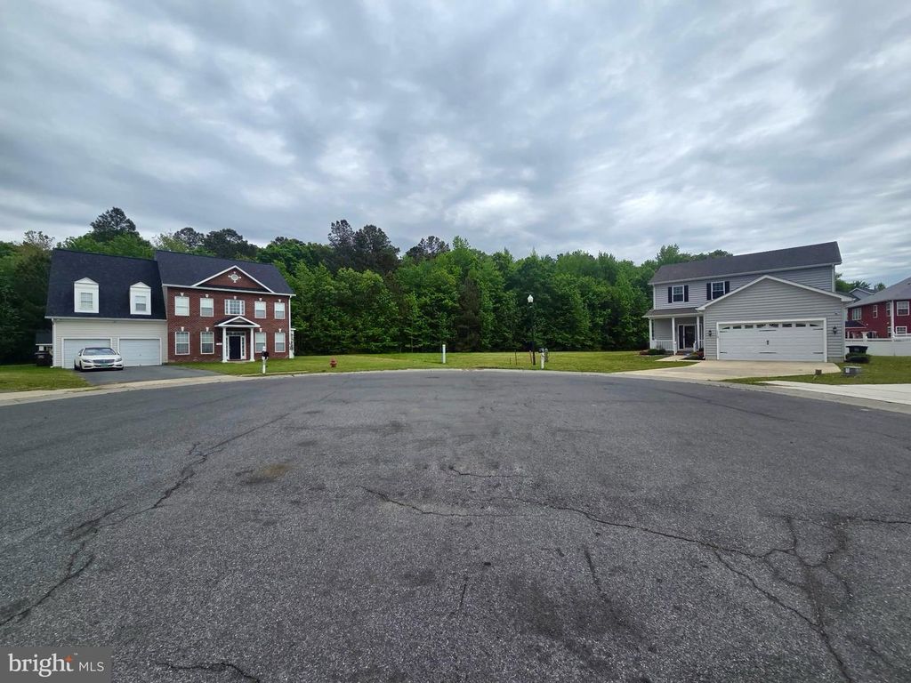 Image 9 of property listing at 112 AUDUBON CT, Cambridge, MD 21613