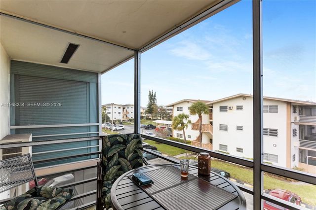 16750 NE 14th Ave 301, Miami, FL 33162