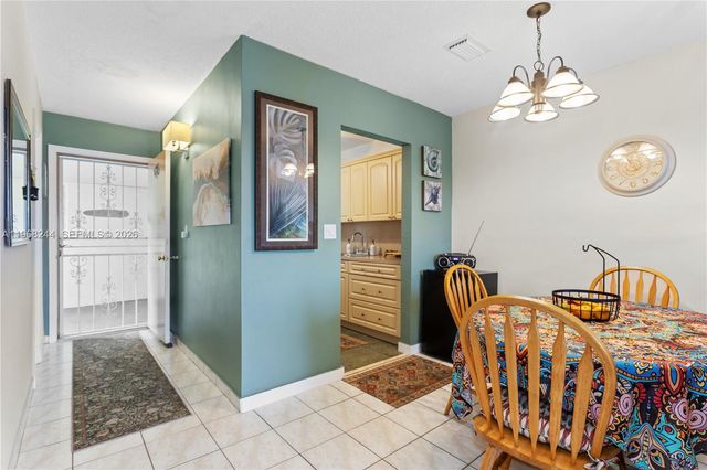 16750 NE 14th Ave 301, Miami, FL 33162