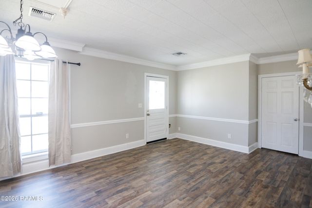 311 S Morgan Avenue, Broussard, LA 70518