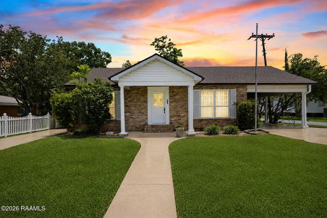 311 S Morgan Avenue, Broussard, LA 70518