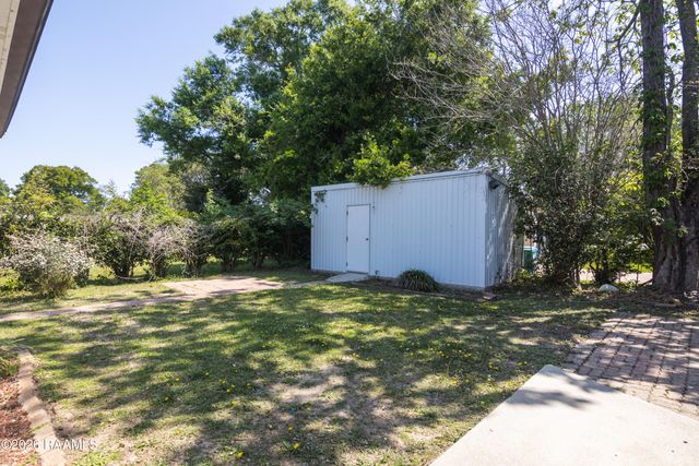 311 S Morgan Avenue, Broussard, LA 70518