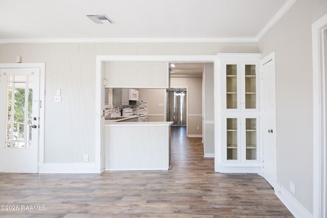 311 S Morgan Avenue, Broussard, LA 70518