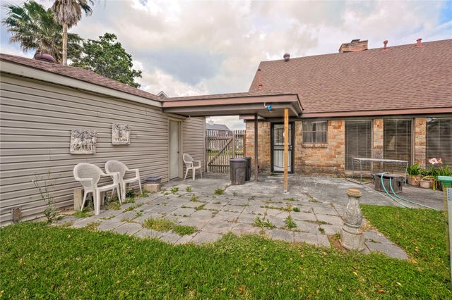 10406 Sagevale Court, Houston, TX 77089