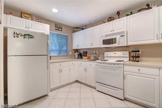 4070 10th AVE SE, Naples, FL 34117