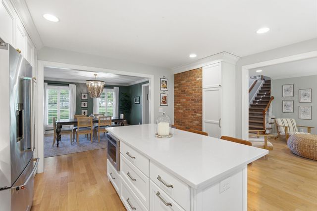 1909 Harpeth River Dr, Brentwood, TN 37027