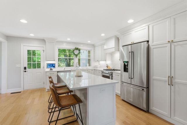 1909 Harpeth River Dr, Brentwood, TN 37027