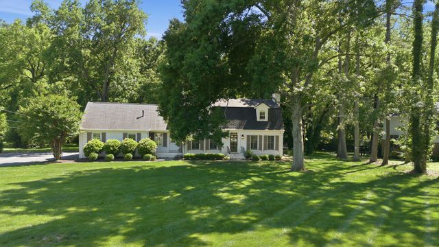 1909 Harpeth River Dr, Brentwood, TN 37027