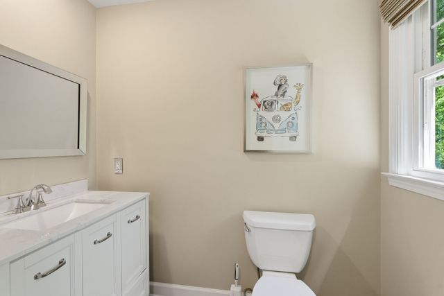 1909 Harpeth River Dr, Brentwood, TN 37027