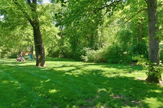 1909 Harpeth River Dr, Brentwood, TN 37027