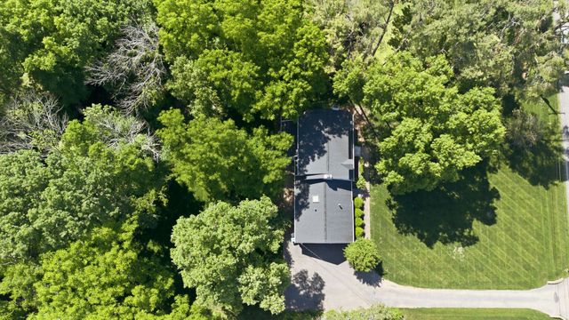1909 Harpeth River Dr, Brentwood, TN 37027