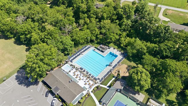 1909 Harpeth River Dr, Brentwood, TN 37027