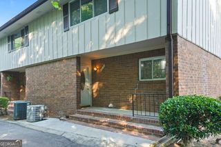2518 Bradford Square NE, Atlanta, GA 30345