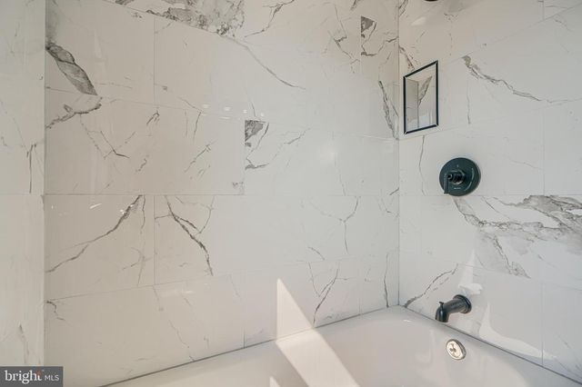 2322 DRUID PARK DR, Baltimore, MD 21215