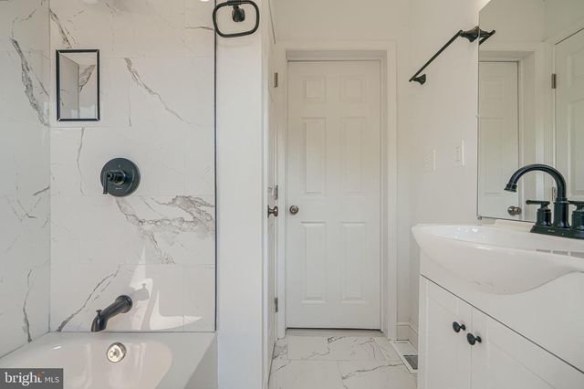 2322 DRUID PARK DR, Baltimore, MD 21215