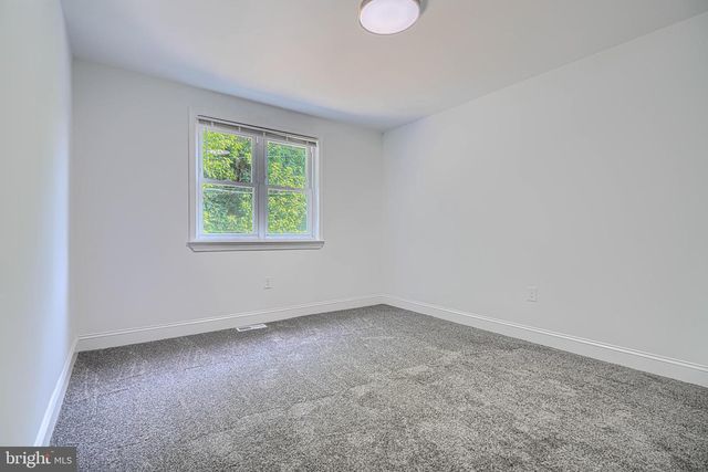 2322 DRUID PARK DR, Baltimore, MD 21215