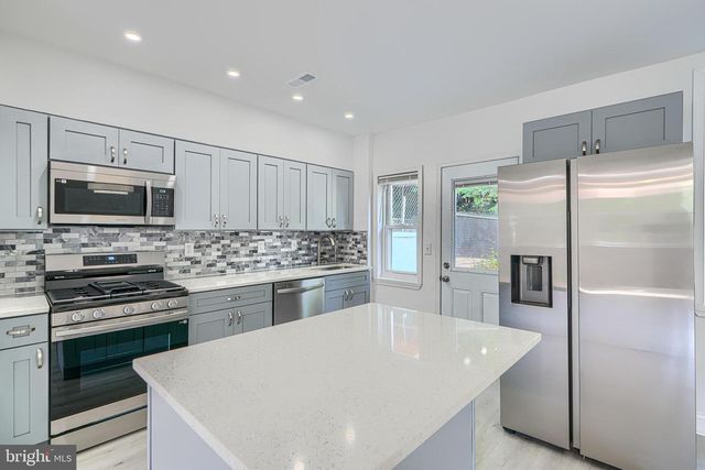 2322 DRUID PARK DR, Baltimore, MD 21215