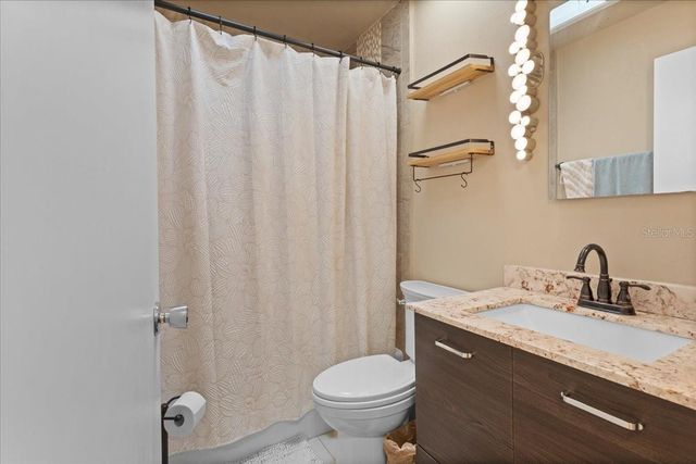 1940 NW 35TH STREET, Gainesville, FL 32605