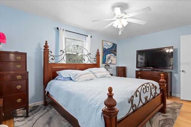 1940 NW 35TH STREET, Gainesville, FL 32605