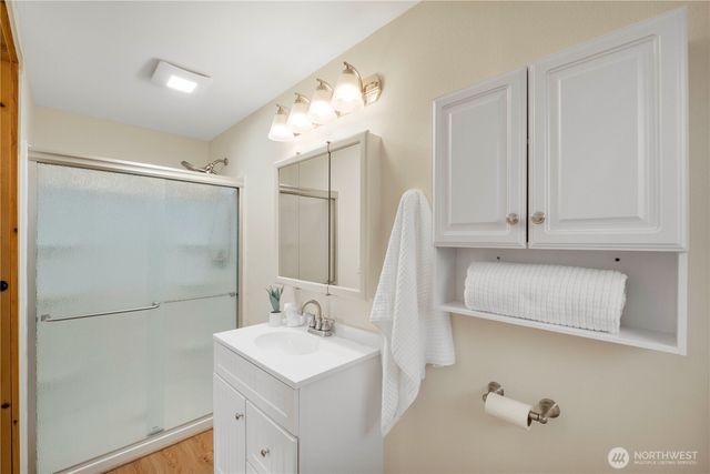 1975 Wilson Avenue, Enumclaw, WA 98022