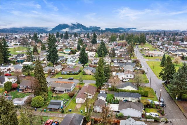 1975 Wilson Avenue, Enumclaw, WA 98022