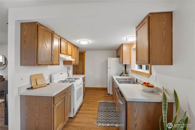 1975 Wilson Avenue, Enumclaw, WA 98022