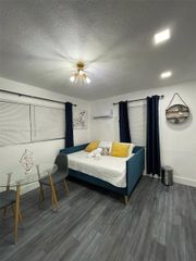 2216 Fillmore Street 4, Hollywood, FL 33020