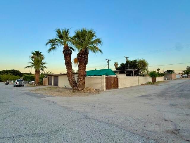 223 Imperial Avenue, Thermal, CA 92274