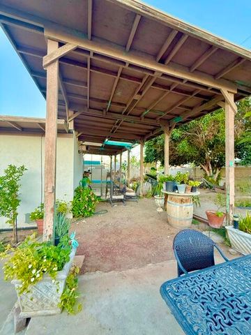223 Imperial Avenue, Thermal, CA 92274