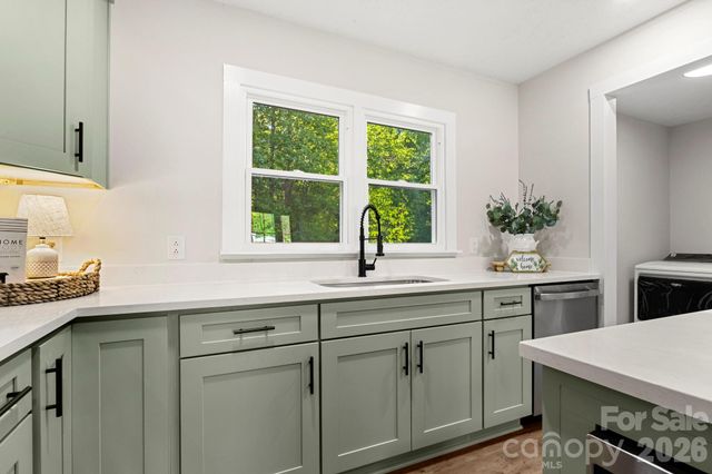 230 Leisure Lane, Salisbury, NC 28146