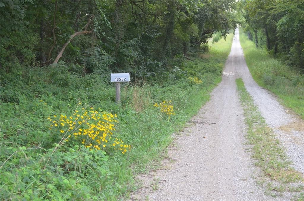 13552 NW County Road 10502 Road, Amsterdam, MO 64723