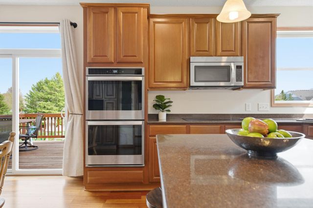 15505 Enfield Avenue N, Hugo, MN 55038