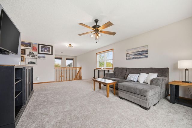 15505 Enfield Avenue N, Hugo, MN 55038