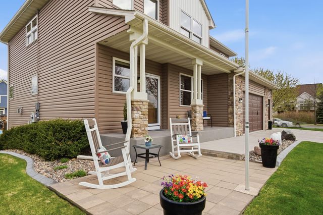 15505 Enfield Avenue N, Hugo, MN 55038
