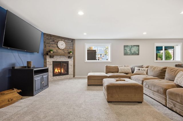 15505 Enfield Avenue N, Hugo, MN 55038