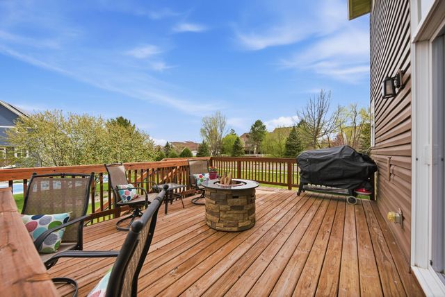 15505 Enfield Avenue N, Hugo, MN 55038
