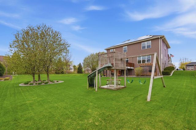 15505 Enfield Avenue N, Hugo, MN 55038
