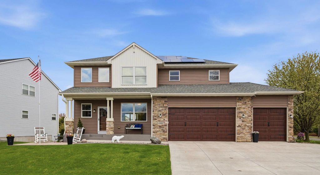 15505 Enfield Avenue N, Hugo, MN 55038