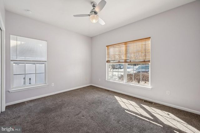 211 S WASHINGTON ST, Hammonton, NJ 08037