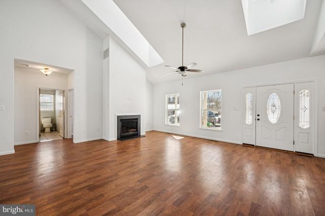 211 S WASHINGTON ST, Hammonton, NJ 08037